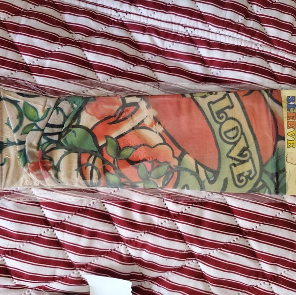 Tatto sleeves new price for 1 set of 2 sleeves! - Picture 4 of 12